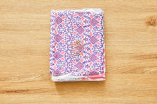 Lade das Bild in den Galerie-Viewer, Collido Mandala Wandtuch aus Indien | 100% Baumwolle | ca. 210x220 cm | Indischer Wandteppich als Überwurf oder Tagesdecke für Couch / Bett Queen Size