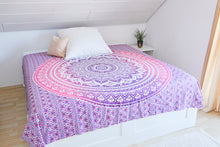 Lade das Bild in den Galerie-Viewer, Collido Mandala Wandtuch aus Indien | 100% Baumwolle | ca. 210x220 cm | Indischer Wandteppich als Überwurf oder Tagesdecke für Couch / Bett Queen Size

